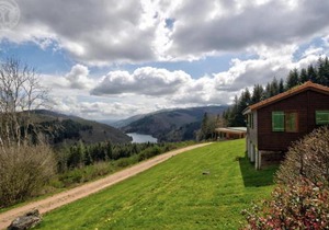 Chalet 2 chambres avec terrasse dans les Monts de la Madeleine - FR-1-496-245