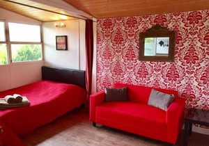 Chalet 3 (Sleeps 2, 1 Bedroom)