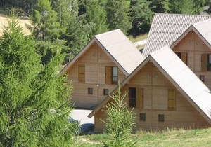 Chalet, 350m from ski slopes, fitness, terrace, balcony, parking, tv, ski locker, 43m²