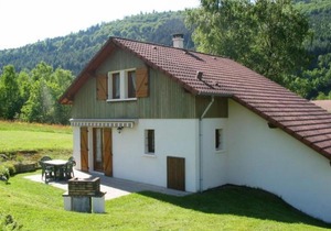 Chalet Le Menil, 4 pièces, 6 personnes - FR-1-589-143