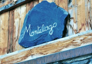 Chalet MONTELAGO * in Courchevel le Praz - Full of Character