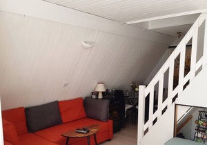 Chalet No. 53, in Kingsdown, Kent is a charming holiday chalet sleeping 6 people in 2 bedrooms. This