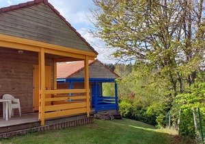 Chalet, panoramic view, fully equipped, private terrace, indoor swimming pool .