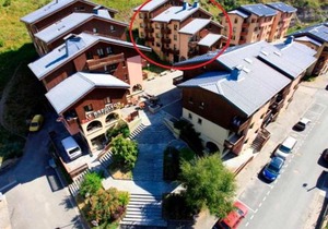 Charmant appartement à 300m des pistes à Lanslebourg avec balcon et garage - FR-1-508-71