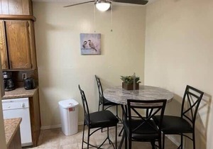 Charming 1-BR upstairs apartment near Fort Sill!