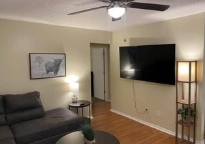 Charming 1-BR upstairs apartment near Fort Sill!