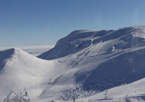 Charming 2-Bedroom Apartment, 50m from Thermal Baths, Sleeps 6, Modern Amenities, Special Rates