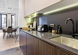 Charming 2 Bedroom Apartment in Paris
