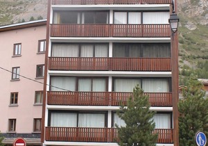Charming 2-bedroom apartment, Val-d'Isère center, near slopes, WIFI included