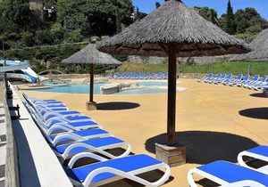 Charming 3-Room Duplex, Pool Access, Pet-Friendly, WiFi, Parking - Sleeps 6
