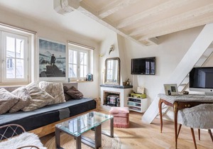 Charming and Chic Home - Notre Dame