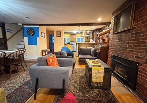 Charming House In Downtown Boston, Nearby Attractions, Parking & Free WiFi