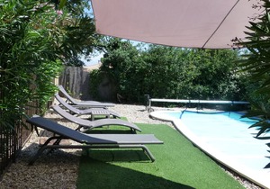 Charming little Provençal Bastide with all comfort and its private swimming pool