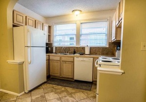 Charming Riverside Retreat 1/1 - Near 5 Points #2