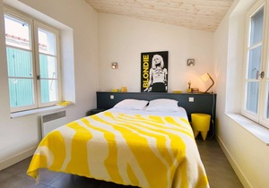 Charming villa near the central market