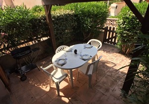 Charming Villa with Mezzanine, Pool Access, 6 Guests - Le Barcarès