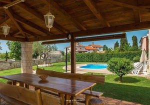 Charming villa with private pool near Porec