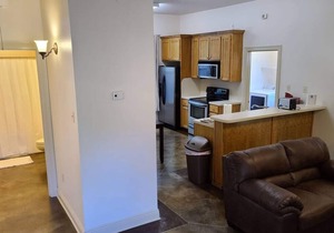 Chateau 14, spacious townhouse in Tickfaw, LA