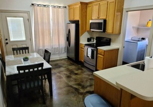 Chateau 16, spacious townhouse in Tickfaw, LA