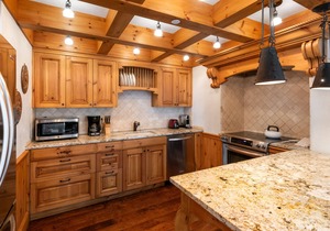 Chateau Christian | 310 - 2 Bedroom Platinum