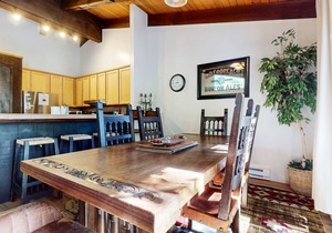 Chateau de Montagne 17 Spacious Family Townhome with Great Complex Amenities On Shuttle Route by RedAwning