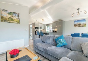 Chatsworth Superior Pet Friendly