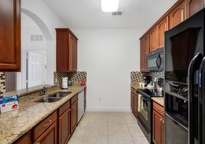 Chic 3BD/2B Condo! Near SeaWorld! near Disney World