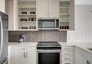 Chic Five Points 1BR w/ W/D, Gym & Roof Lounge, near RiNo, by Blueground