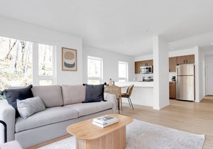 Chic Mt Baker 2BR w/ Gym, Rooftop & W/D, near light rail, by Blueground