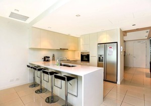 Chic Penthouse Apartment with Sea Views