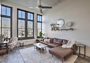Chic SLC Downtown Studio Loft Walk to Shops
