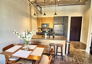 Chic Ultramodern Loft w/Designer Features+WD
