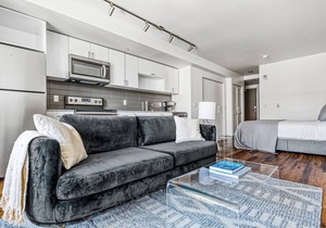 Classic Bellevue Studio w/Gym, W/D, near Spring District, by Blueground