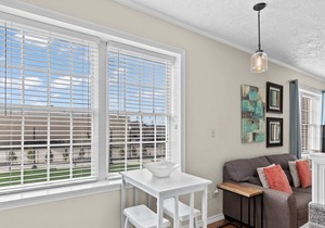 Classic Loft in Downtown Auburn, Alabama! LOCATION!