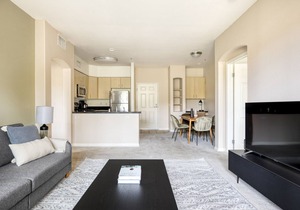 Classic Playa Del Rey 2BR w/Pool, Jacuzzi & Gym, near LAX, by Blueground