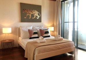 Classic Woolstore Apartment in Teneriffe