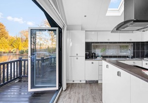 Clifton Lodge, Kentisbury Grange - a lodge that sleeps 4 guests in 2 bedrooms