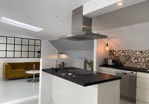Close To The Royal Palace - Center - 4 People