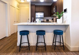 Close to Uptown|Fast WiFi|King Bed|Walkable