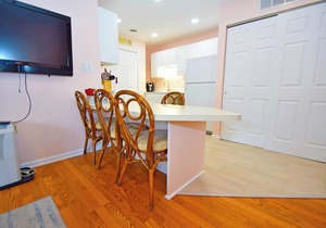 Club Ocean Villas II 182B-Bayside 120th St, WIFI, W/D, AC