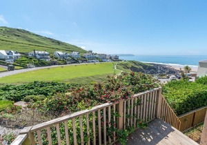 Combesgate View - Six Bedroom House, Sleeps 12