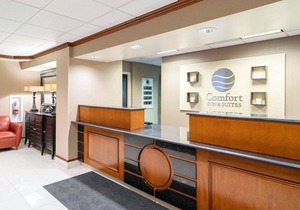 Comfort Inn & Suites Newark - Wilmington
