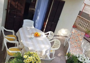 Comfortable apartment near the sand beach