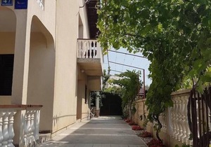 Comfortable apartment near the sand beach