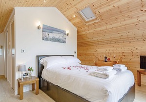 Comfortable pod perfect for short stays for couples with a sense of fun.