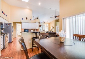 Comfortable Villa with lots of privacy and pool on one acre in Hernando FL