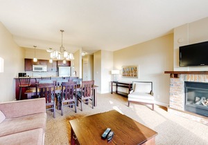 Convenient Dog-Friendly Condo w/Patio, Free WiFi, and Private Washer/Dryer