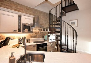 COQUET COTTAGE (WARKWORTH), pet friendly, with open fire in Warkworth