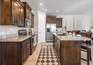 Coral Ridge 4144, Hot Tub, Bikes, Scooters, and near Coral Canyon Golf Course, SLP 12