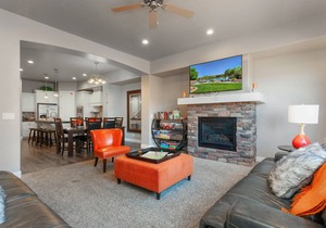 Coral Ridge Resort 2081 | Private Hot Tub, Resort Pool and Golf Views